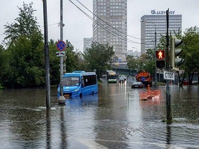 Затопленная Москва. Фото: facebook.com/lekarev